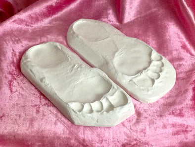 Avatar Meher Baba’s Footprints